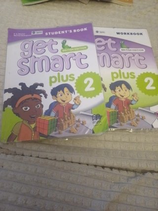 Get Smart Plus 2 PodrÄcznik [KSIÄĹťKA]