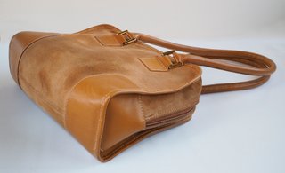 BOLSO de ante color camel