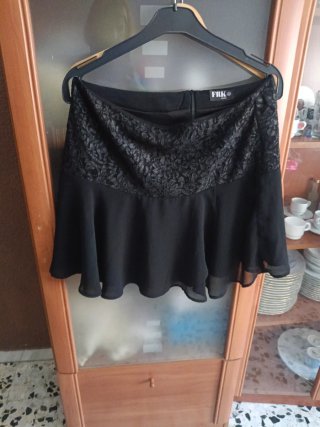 Falda de vestir FRK gasa negra