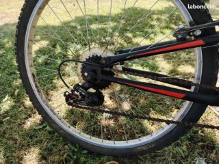 Bicicleta FS26 Negro Rojo Montaña