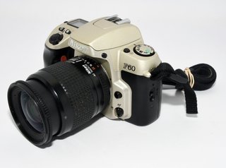 CAMARA REFLEX ANALOGICA NIKON F60 + 28-80MM F:3.5-