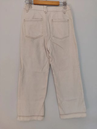 Pantalón vaquero Bershka beige talla M