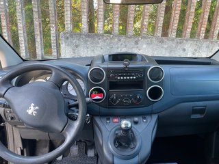 Peugeot Partner tepee 112cv año 2011