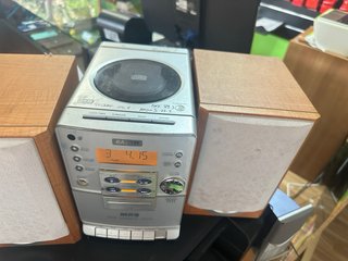 Equipo de música Sanyo DC-DA1350M