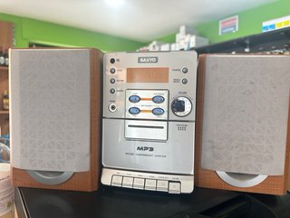 Equipo de música Sanyo DC-DA1350M