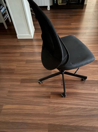 Silla de oficina reclinable con ruedas