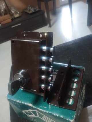 Cerradura JIS