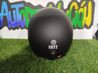 Casco de moto negro