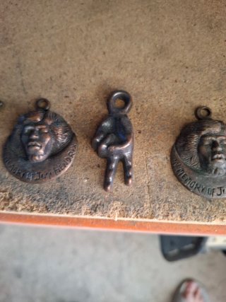 Chapas para colgantes
