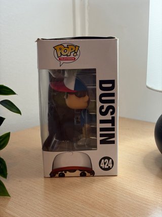Funko Pop! Stranger Things Dustin #424