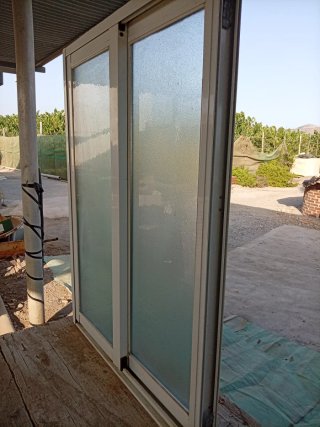 Ventana corredera de aluminio