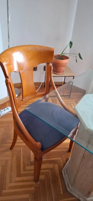 Mesa de cristal con columnas + 6 sillas
