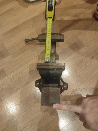 Tornillo de banco con yunque