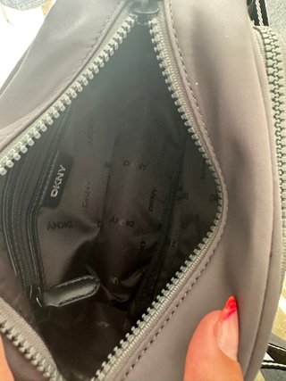 Bandolera DKNY gris