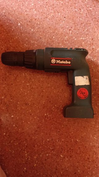 Atornillador Taladro Metabo con 2 baterías