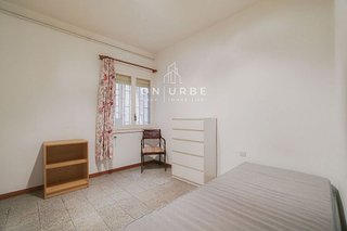 Piso en venta en Sant Antoni en Barcelona