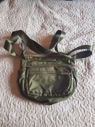 Bolso de hombro verde