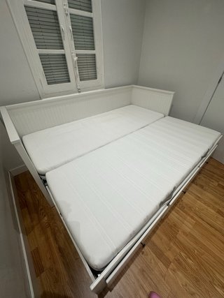 Colchón Malvik Ikea. Disponible 2 unidades. Espuma
