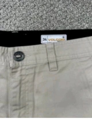 Pantalón Chino Volcom Frickin Modern Beige 34x30