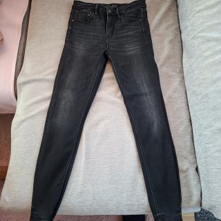 Lote 10 vaqueros varios colores y tallas 36/38