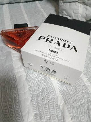 Prada Paradoxe Intense Eau de Parfum