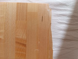Scaffali in legno con supporti