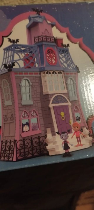 Casa Vampirina Scare B&B Disney Junior