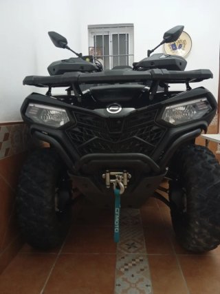 CFMOTO CFORCE 520 Negro