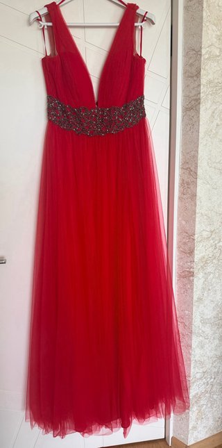 Vestido fiesta Pronovias rojo talla 40-42.