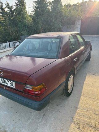 Mercedes-Benz 300D 1988
