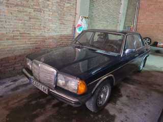Mercedes-Benz Clase E 1981