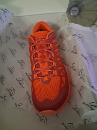 Zapatillas La Sportiva Trail Running rojo ,naranja