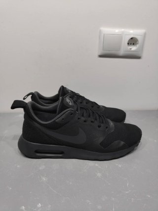 Nike Air Max Tavas Negro 42,5