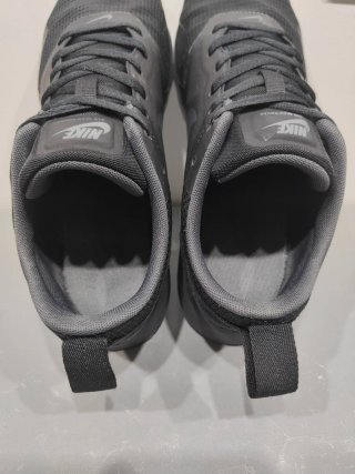 Nike Air Max Tavas Negro 42,5