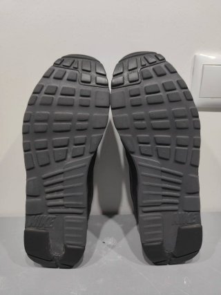 Nike Air Max Tavas Negro 42,5