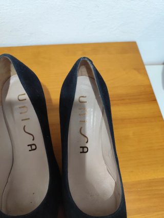 Zapatos UNISA Ante Negro Talla 37 y medio