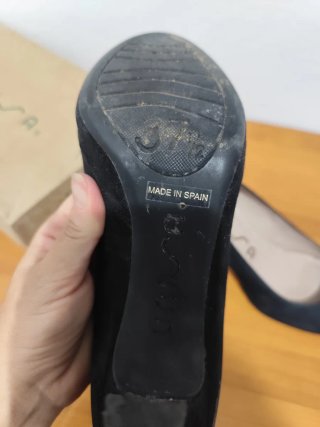 Zapatos UNISA Ante Negro Talla 37 y medio
