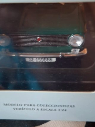 Coche Seat 124L 1969 Maqueta