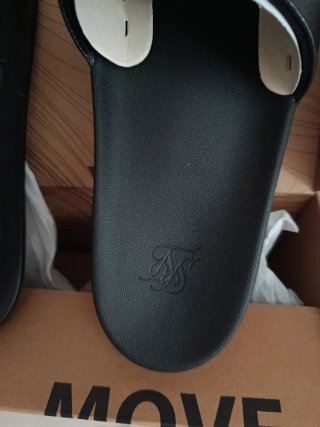 Chanclas SikSilk Hombre Negro y Dorado