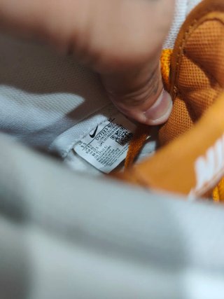 Nike Dunk High retro monarch Naranja Blanco 43