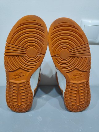 Nike Dunk High retro monarch Naranja Blanco 43