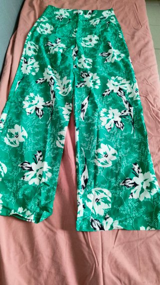 Pantalones Palazzo Verdes Estampados
