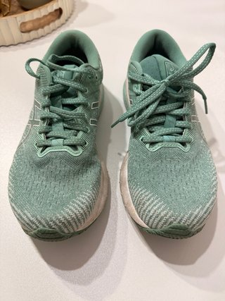 Zapatillas Asics Verdes y Blancas