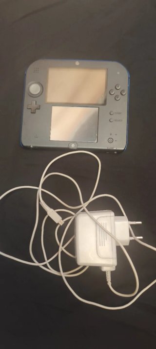 Nintendo 2DS Negra + FIFA 15