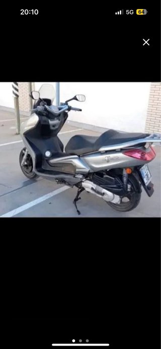 Maxi Scooter 125cc Plata