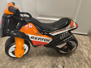 Moto Repsol para niños