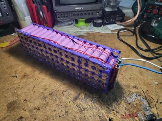 Batteria 48V 13S 6P 15Ah celle samsung
