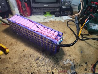 Batteria 48V 13S 6P 15Ah celle samsung