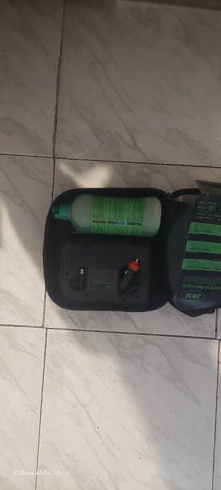 Kit Sellador de Pinchazos JBM y Compresor Aire