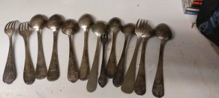 Set de cubiertos antiguos